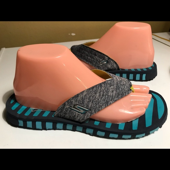 skechers go flex flip flops